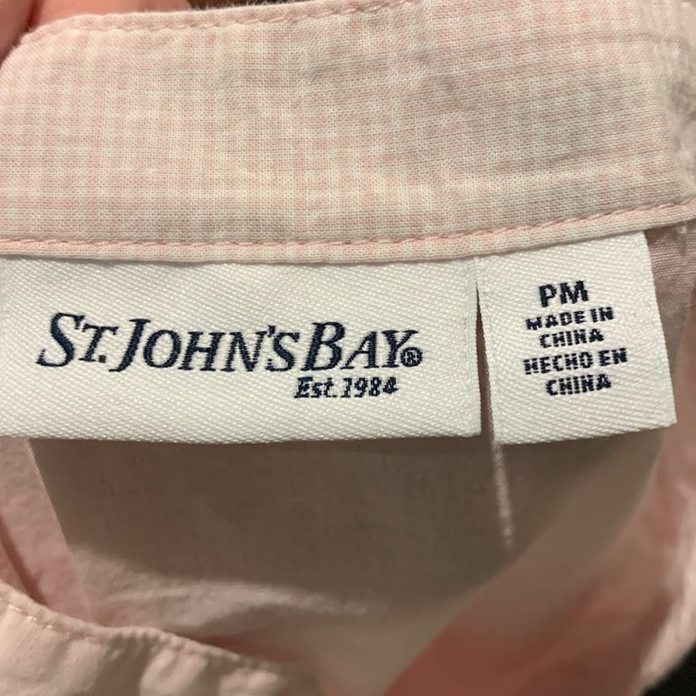 St. John’s Bay pink top, PM - Picture 2 of 4